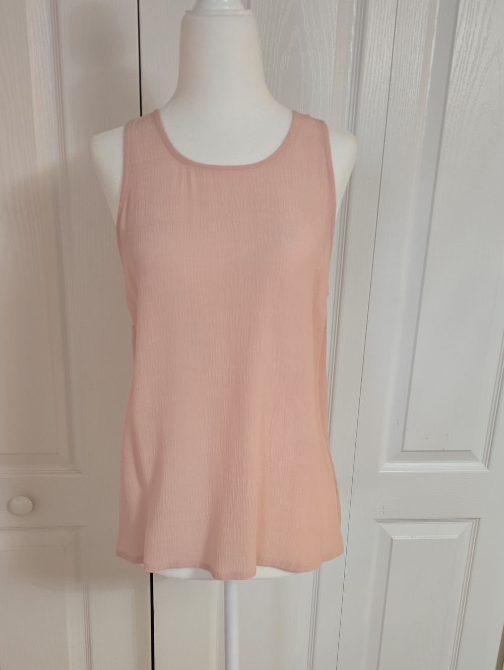 Everyday Scoop Neck Tank Top in Blush Pink